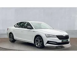 White Used 2019 Skoda Superb SportlinePlus Hatchback | £16,700 (Good price)