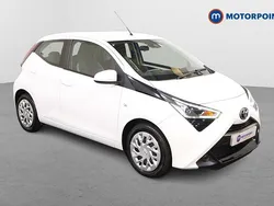 White Used 2022 Toyota Aygo X-play Hatchback | £8,699 (Good price)