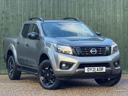 Grey Used 2021 Nissan Navara N-Guard Pickup | £17,250 (Fair price)