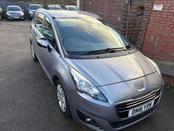 Grey Used 2016 Peugeot 5008 Active MPV | £3,495 (Super price)