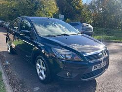 Black Used 2009 Ford Focus Zetec Hatchback | £3,495 (A bit pricey)