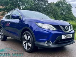 Blue Used 2016 Nissan Qashqai N-Connecta SUV | £7,250 (Fair price)