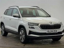 White Used 2024 Skoda Karoq SE Drive SUV | £22,695 (Good price)