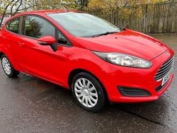 Red Used 2014 Ford Fiesta Style Hatchback | £3,495 (Good price)