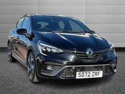 Black Used 2022 Renault Clio V Engineered Hatchback | £14,495 (Fair price)