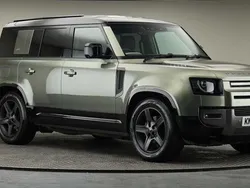 Used 2025 Land Rover Defender SE Dynamic SUV | £57,500 (Super price)