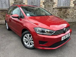 Red Used 2016 VW Golf Sportsvan SE MPV | £8,295 (Fair price)