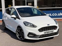 White Used 2020 Ford Fiesta ST Hatchback | £13,995 (Fair price)