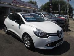 White Used 2015 Renault Clio IV Dynamique Hatchback | £5,995 (Fair price)