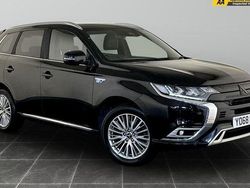 Black Used 2018 Mitsubishi Outlander P-HEV Estate | £9,295 (Fair price)