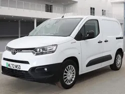 White Used 2022 Toyota Proace Van | £11,990 (Super price)
