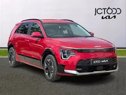 Red New 2025 Kia e-Niro 3 SUV | £27,300 (Fair price)