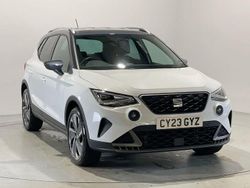 White Used 2023 Seat Arona FR Sport SUV | £13,499 (Fair price)