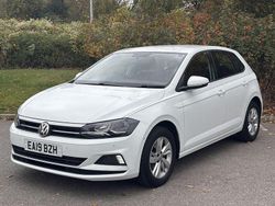White Used 2019 VW Polo SE Hatchback | £11,800 (Fair price)