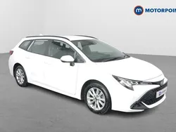 White Used 2024 Toyota Corolla Estate | £21,999 (Fair price)