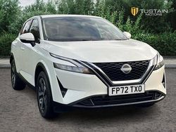 White Used 2022 Nissan Qashqai N-Connecta SUV | £17,999 (Fair price)
