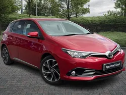 Red Used 2015 Toyota Auris Design Hatchback | £6,485 (Fair price)