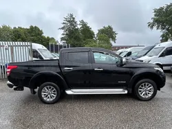 Black Used 2017 Mitsubishi L200 Warrior Pickup | £9,490 (Fair price)