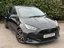 Black Used 2023 Toyota Yaris Hybrid Design Hatchback | £16,999 (Fair price)