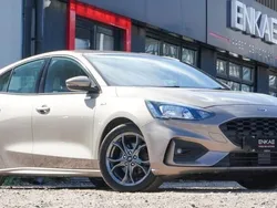 Silver Used 2019 Ford Focus ST-Line Hatchback | £9,415 (Good price)