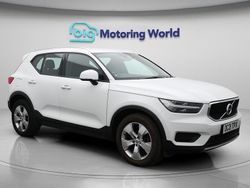 White Used 2021 Volvo XC40 Momentum SUV | £19,000 (Fair price)