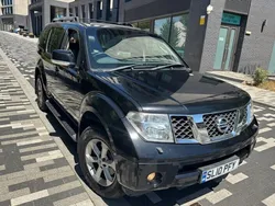 Black Used 2010 Nissan Pathfinder Tekna SUV | £4,650 (Fair price)
