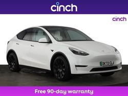 White Used 2022 Tesla Model Y Long Range AWD SUV | £23,299 (Fair price)