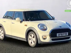 White Used 2018 Mini Cooper Hatch Hatchback | £10,499 (Fair price)