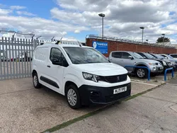White Used 2021 Peugeot Partner Premium MPV | £5,995 (Super price)