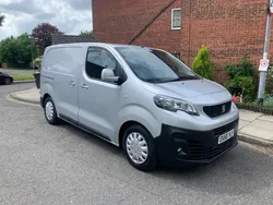 Silver Used 2016 Peugeot Expert Van | £6,797 (Expensive)