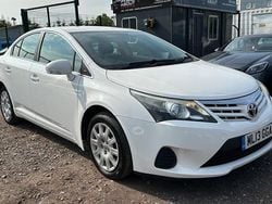 White Used 2013 Toyota Avensis Active Sedan | £2,500 (Fair price)