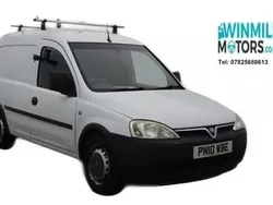 White Used 2018 Vauxhall Combo MPV | £1,895 (Fair price)