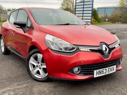 Red Used 2013 Renault Clio IV Dynamique Hatchback | £4,395 (Fair price)