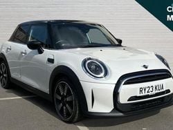 White Used 2023 Mini Cooper Exclusive Hatchback | £21,300 (Good price)