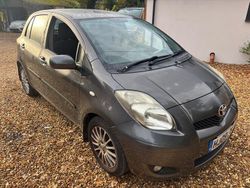 Grey Used 2009 Toyota Yaris SR Hatchback | £2,395 (Fair price)