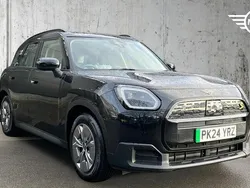 Black Used 2024 Mini Countryman Classic SUV | £30,799 (Fair price)