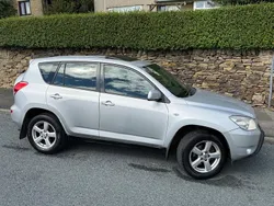 Silver Used 2006 Toyota RAV4 SUV | £2,795 (Expensive)
