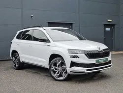 Moon white New 2024 Skoda Karoq SportLine SUV | £26,445 (Fair price)