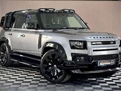 Grey Used 2023 Land Rover Defender HSE Dynamic SUV | £72,995