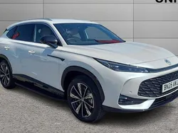 New 2024 MG HS Trophy SUV | £29,989 (Expensive)