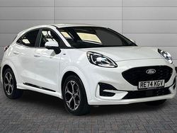 Frozen white Used 2024 Ford Puma Gen-E ST-Line Hatchback | £19,999 (Fair price)
