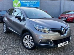 Grey Used 2015 Renault Captur Expression+ SUV | £5,995 (Good price)