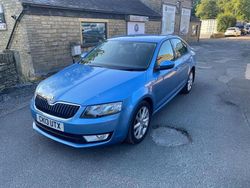 Blue Used 2013 Skoda Octavia Elegance Hatchback | £4,895 (Fair price)
