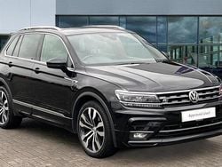 Black Used 2019 VW Tiguan R-line SUV | £24,143 (Fair price)