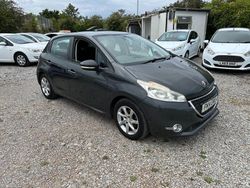 Grey Used 2014 Peugeot 208 Active Hatchback | £2,695 (Fair price)