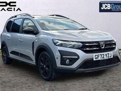 Grey Used 2022 Dacia Jogger Extreme MPV | £15,299 (Fair price)