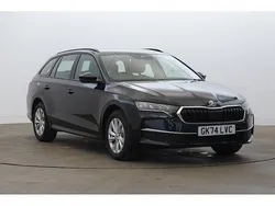 Black Used 2024 Skoda Octavia SE Technology Estate | £20,851 (Fair price)