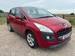 Red Used 2013 Peugeot 3008 Active Hatchback | £2,295 (Super price)
