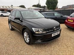 Black Used 2017 VW Tiguan SE SUV | £11,995 (Fair price)