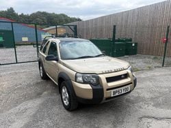 Gold Used 2004 Land Rover Freelander SE SUV | £1,850 (Fair price)